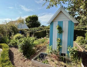 Chateau-d-Hardelot-cabane-bicolore