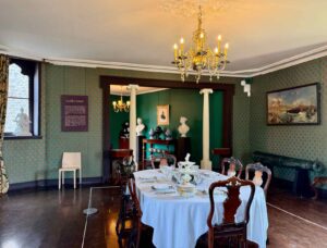 Chateau-d-Hardelot-salle-a-manger