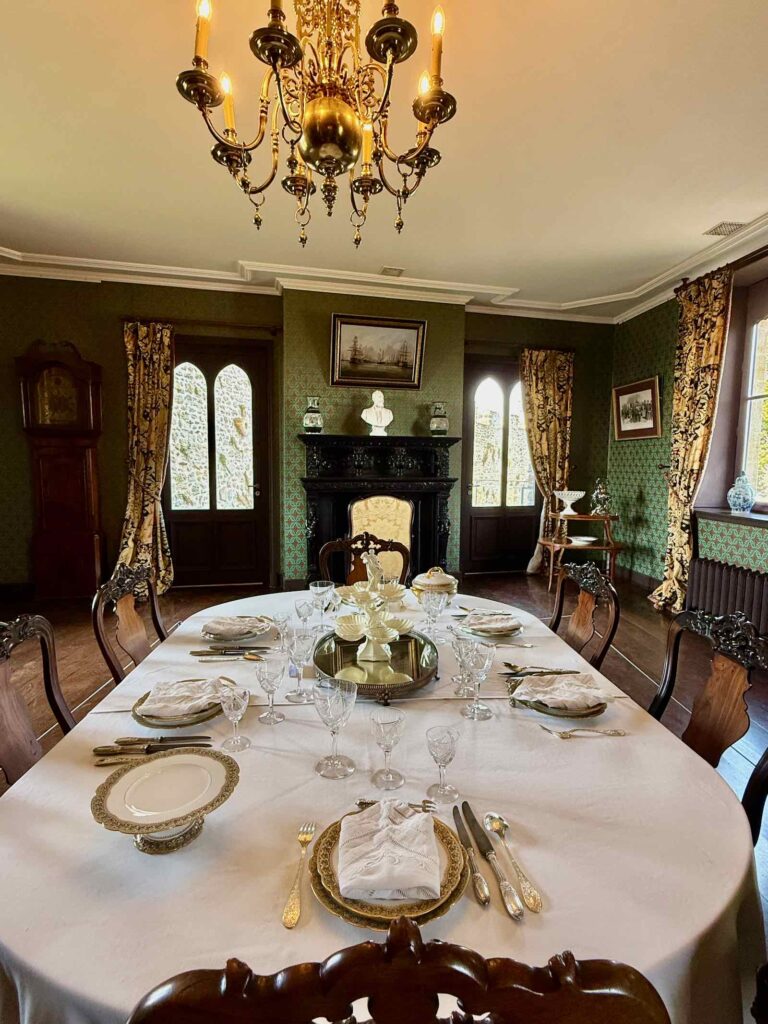 Chateau-d-Hardelot-table-dressee