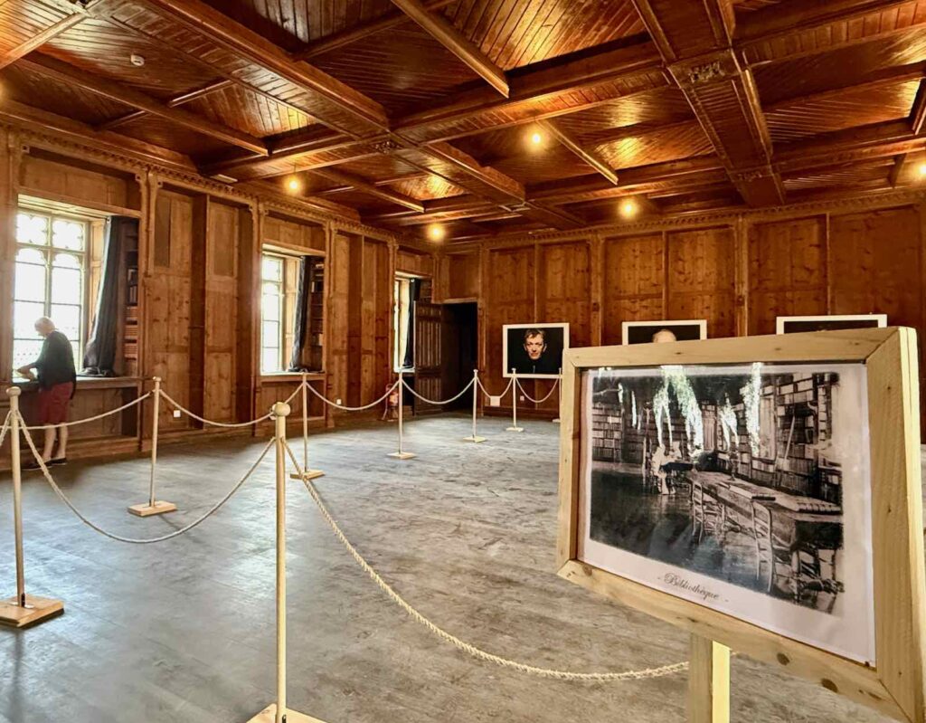 La-Chartreuse-de-Neuville-sous-Montreuil-bibliotheque