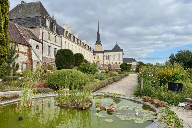 La-Chartreuse-de-Neuville-sous-Montreuil-jardin-cinq