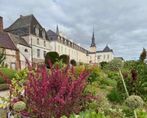 La-Chartreuse-de-Neuville-sous-Montreuil-jardin-sept