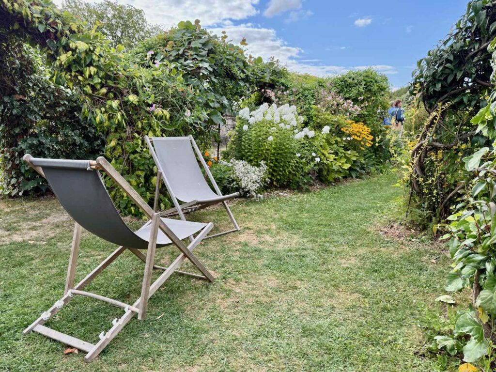 La-Chartreuse-de-Neuville-sous-Montreuil-jardin-six