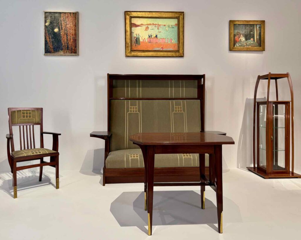 Beauvais-MUDO-Serrurier-Bovy-decor-hall