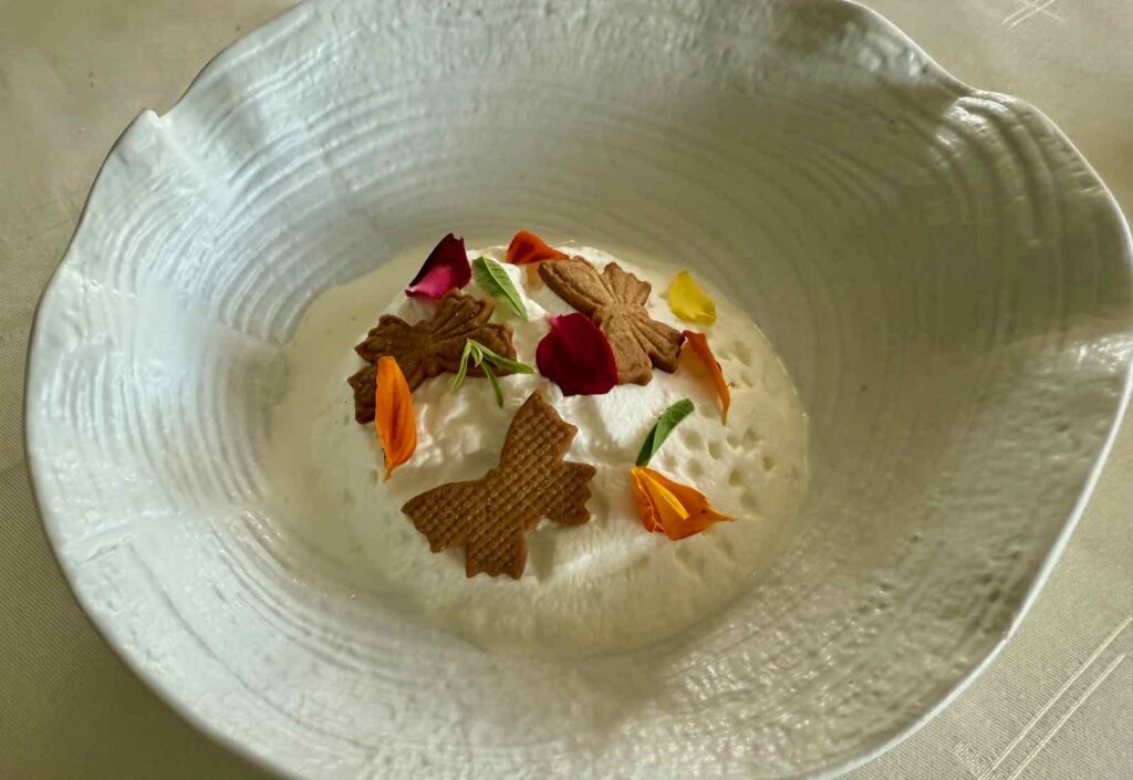 Relais-de-Vincey-nage-de-fraises