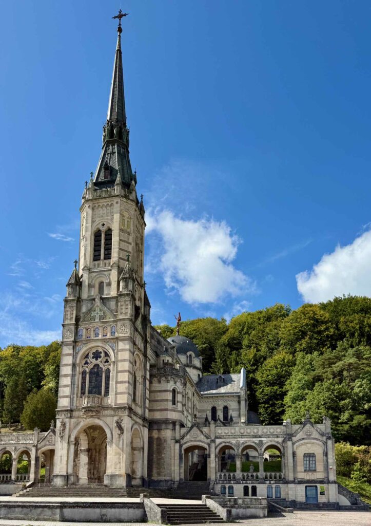 Vosges-Domrémy-la-Pucelle-basilique