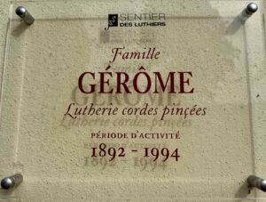 Vosges-Mirecourt-musee-de-la-lutherie-plaque-atelier-Gerome
