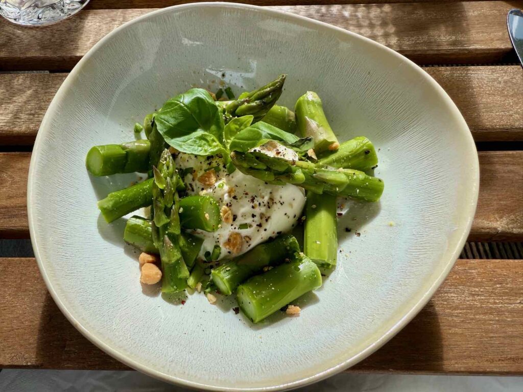 Charleroi-restaurant-Papilles-et-Pupilles-asperges