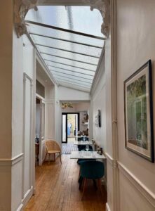 Charleroi-restaurant-Papilles-et-Pupilles-couloir