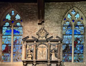 Bruges-balade-Maitres-flamands-domaine-Adornes-chapelle-vitraux