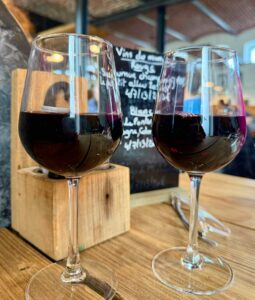 Deux-verres-vin-rouge