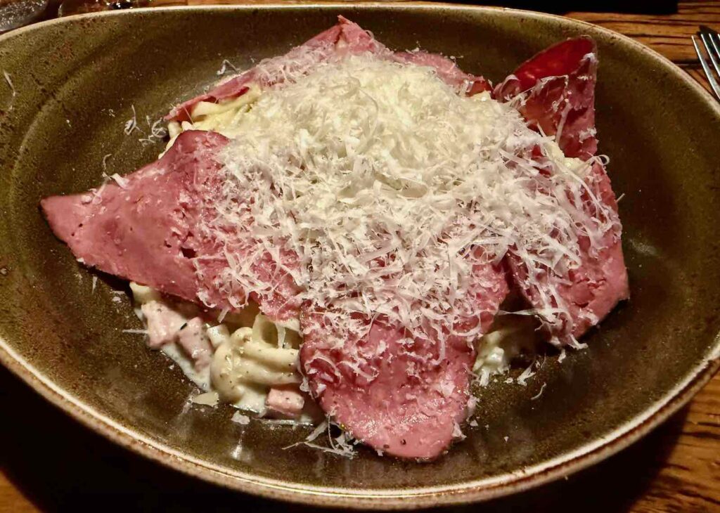 Bruges-neuf-suggestions-Tom-s-Diner-carbonara