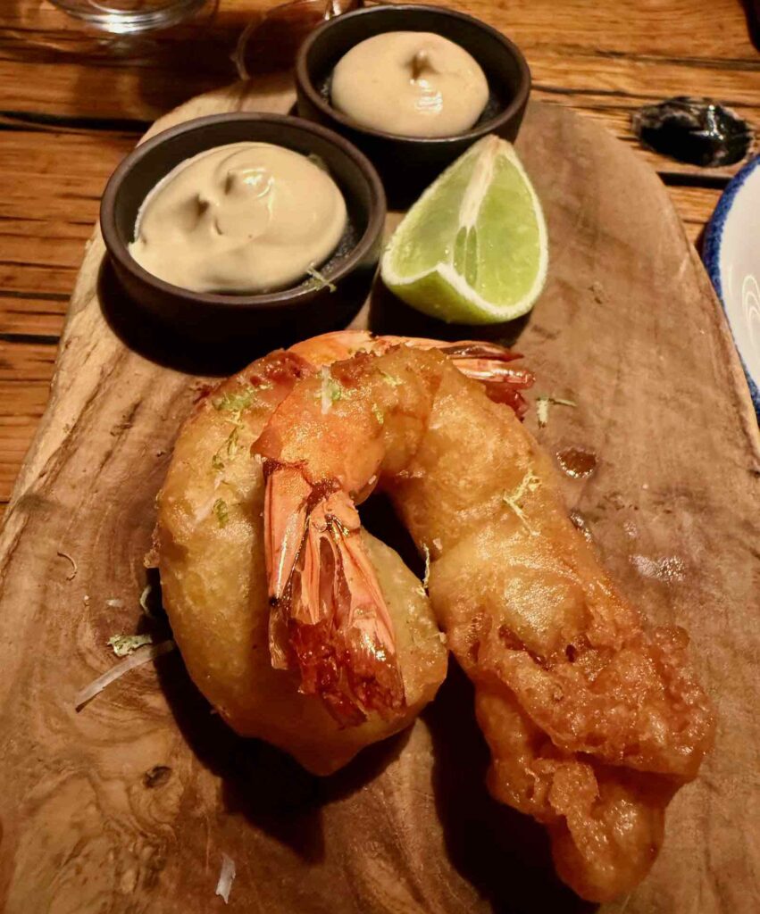 Neuf-suggestions-brugeoises-Tom-s-Diner-gambas-tempura