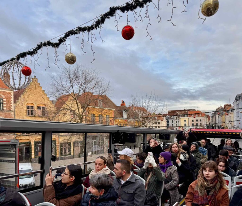 Imperial-bus-City-tour-Lille-sous-guirlande