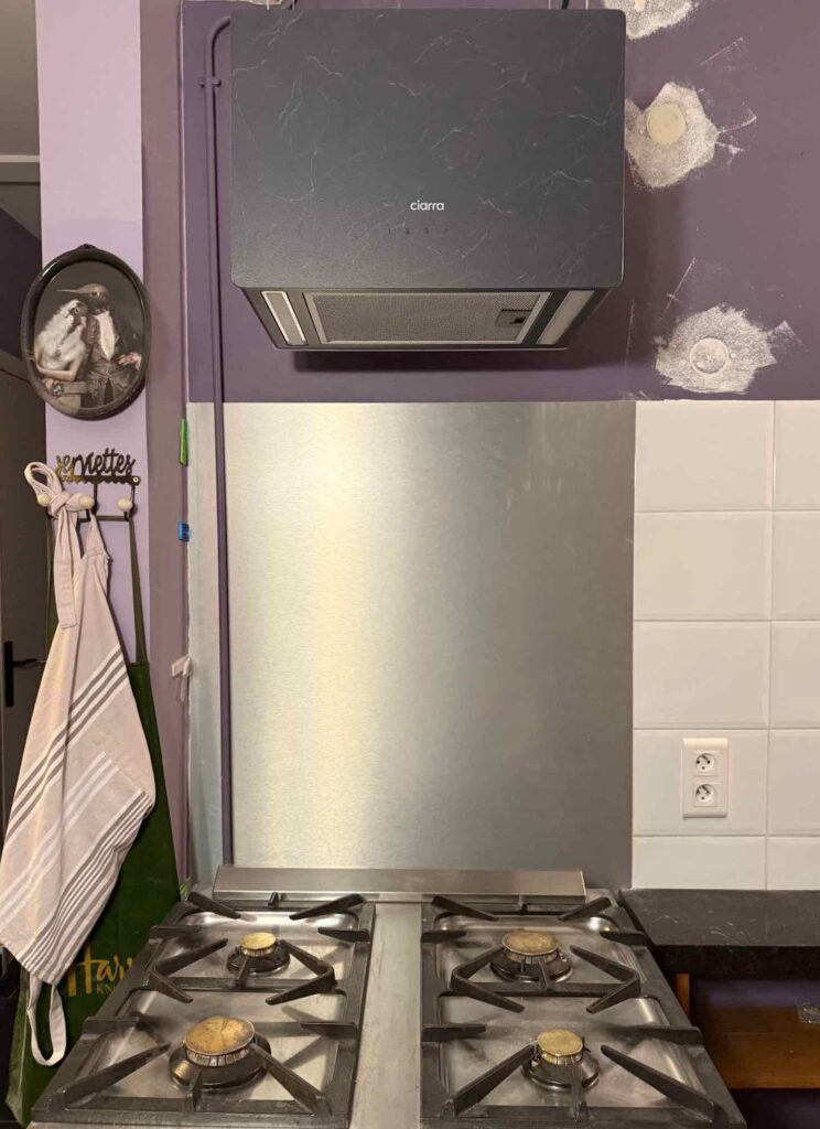 Ma-cuisine-reamanagee-.credence-posee