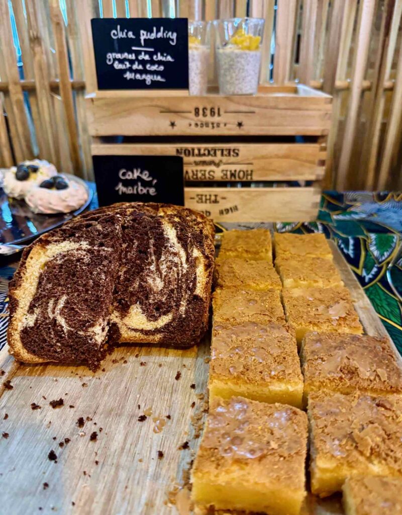 La-Canopee-a-Lille-panneau-marbre-chocolat