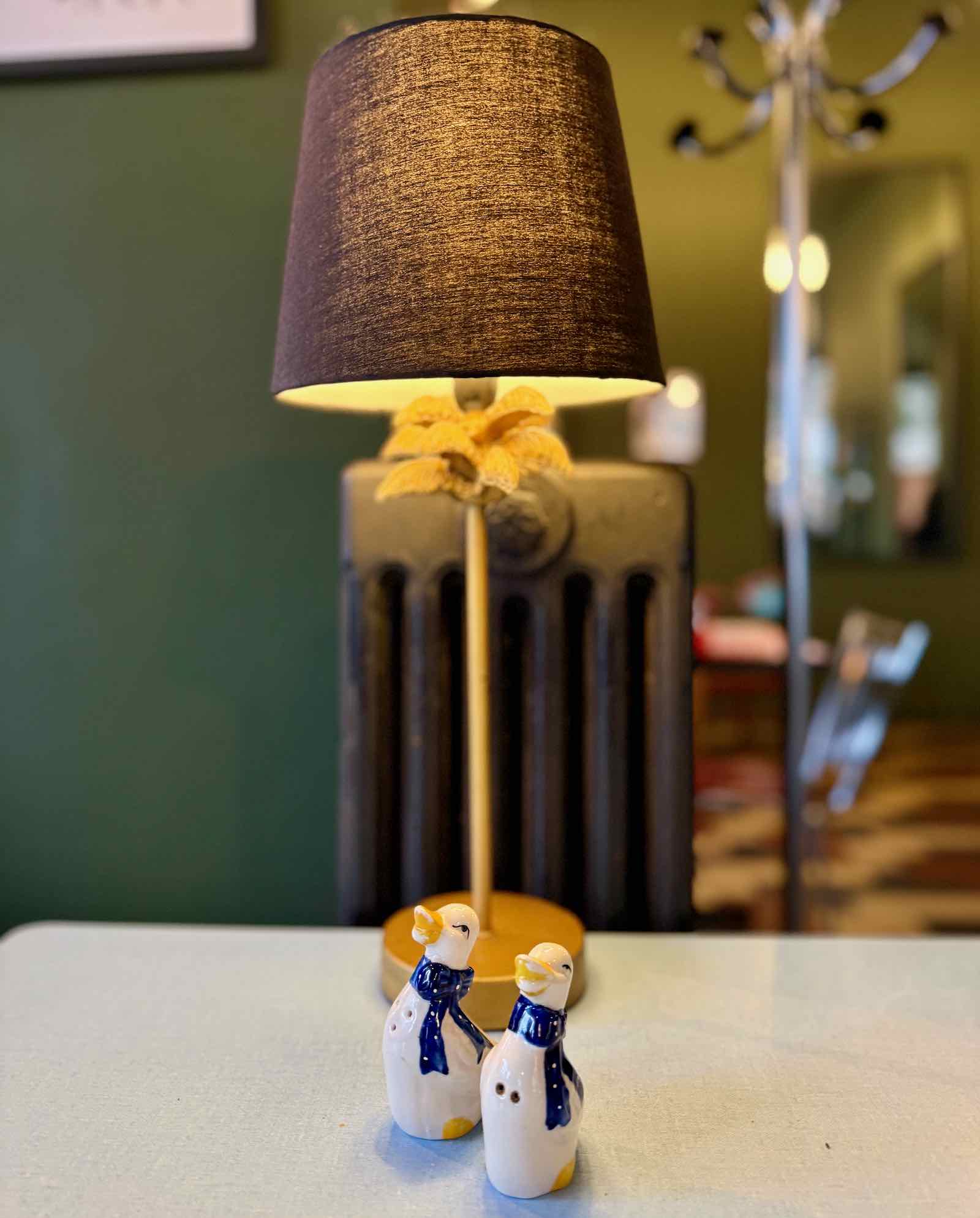 La-Cantine-des-Arcades-à-Tourcoing-lampe