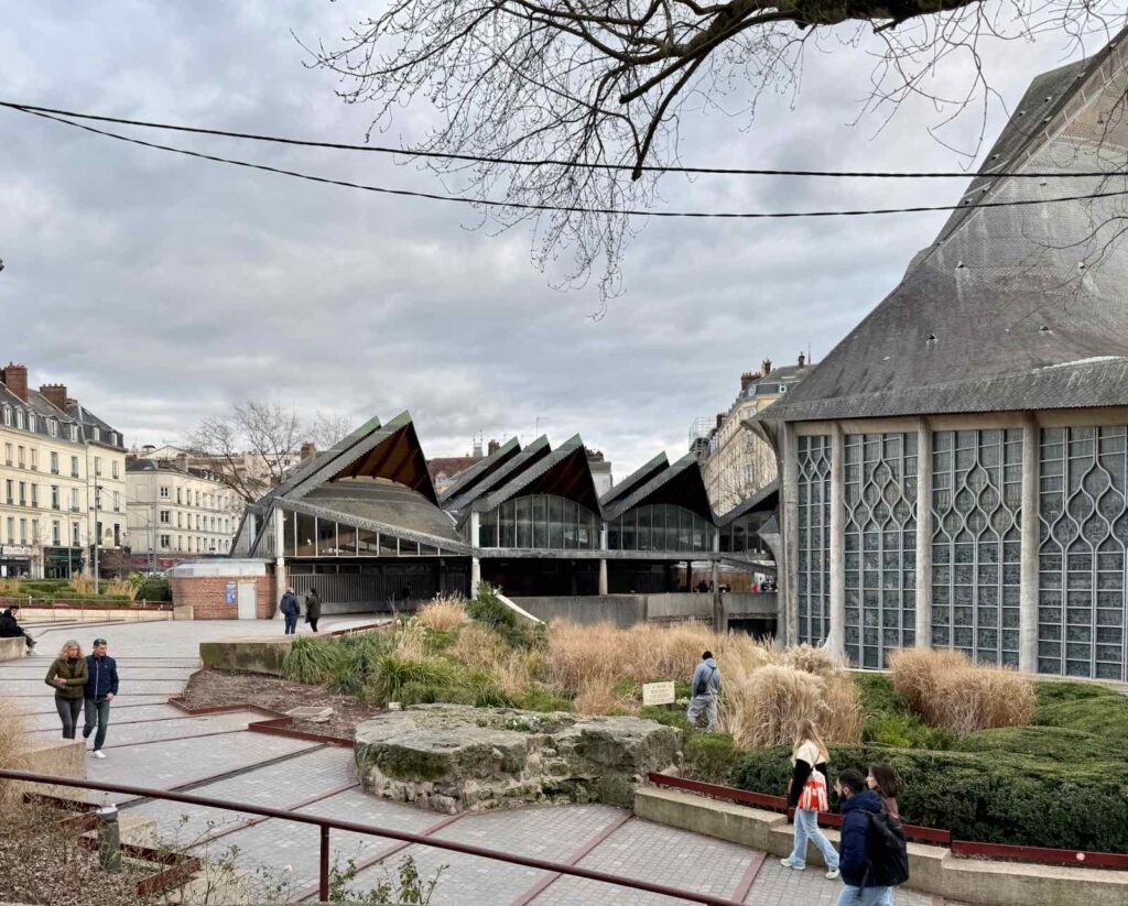 Rouen-eglise-sainte-Jeanne-d-Arc-exterieur