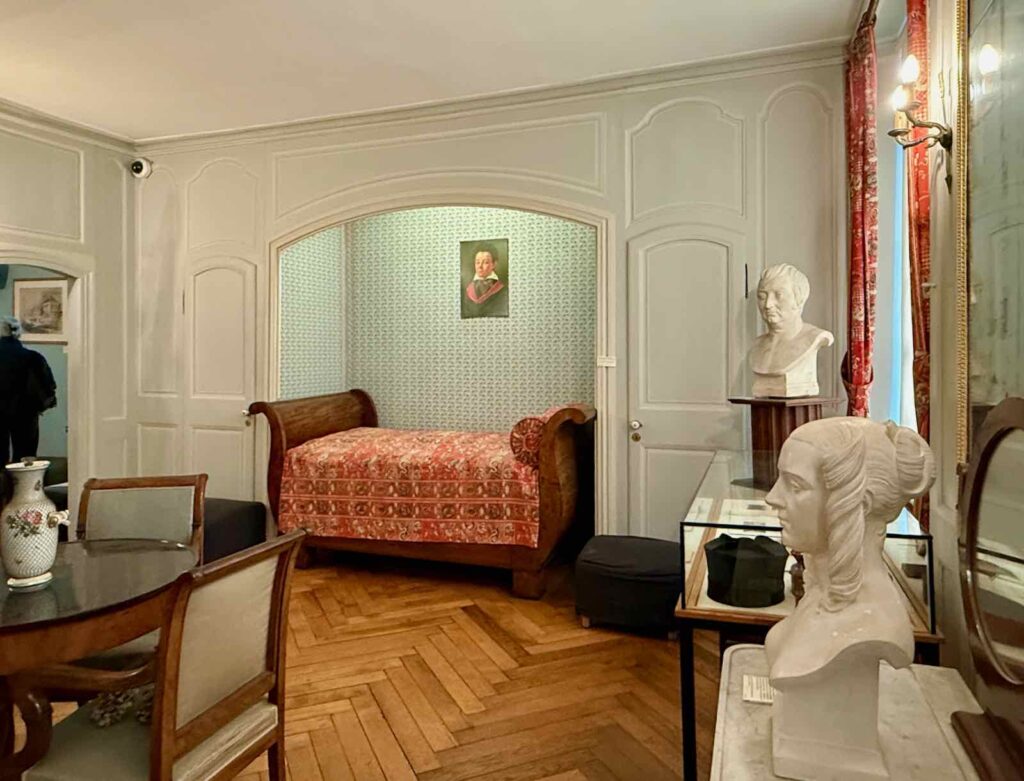 Rouen-musee-Flaubert-et-d-histoire-de-la-medecine-chambre-natale