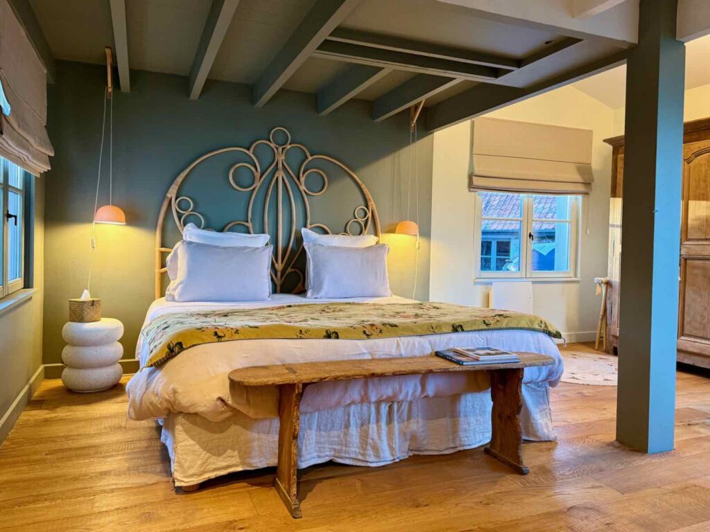 Un-Matin-de-mai-Verlincthun-La-Suite-chambre