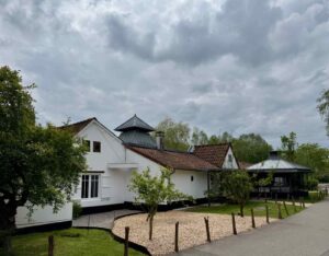 Cinq-activites-a-faire-dans-les-7-Vallees-balade-marais-de-La-Madelaine-sous-Montreuil-restaurant-La-Grenouillere