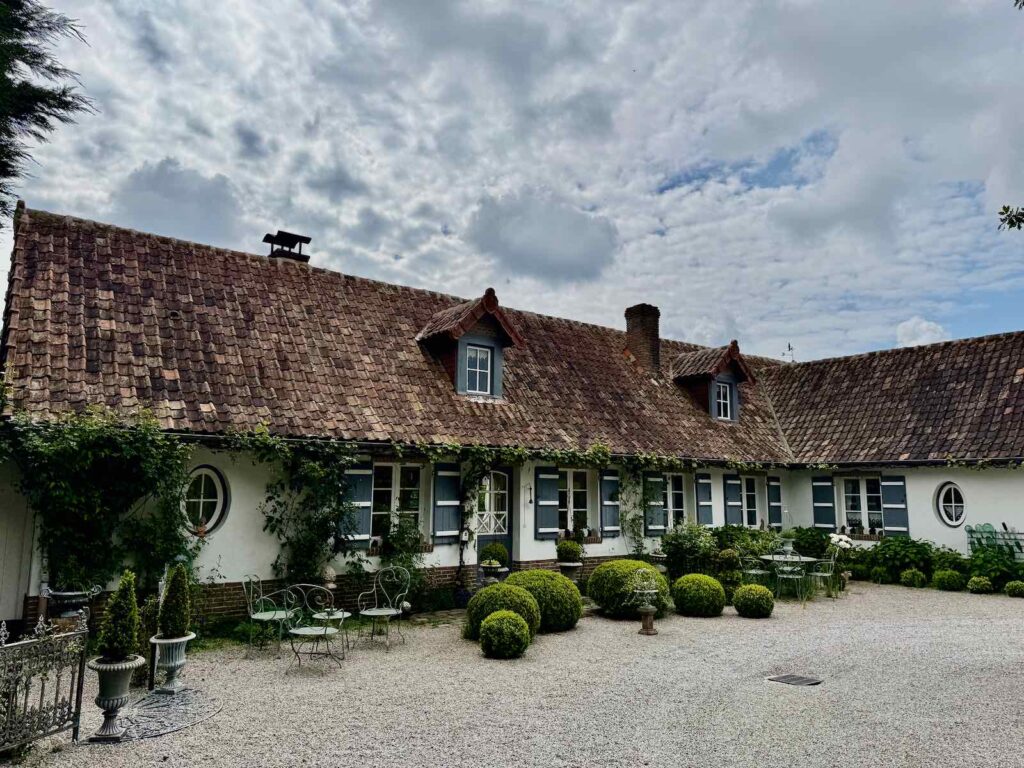 Doudeauville-Jardin-de-la-Maison-des-champs-maison-de-loin