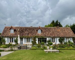 Doudeauville-Jardin-de-la-Maison-des-champs-vue-arriere
