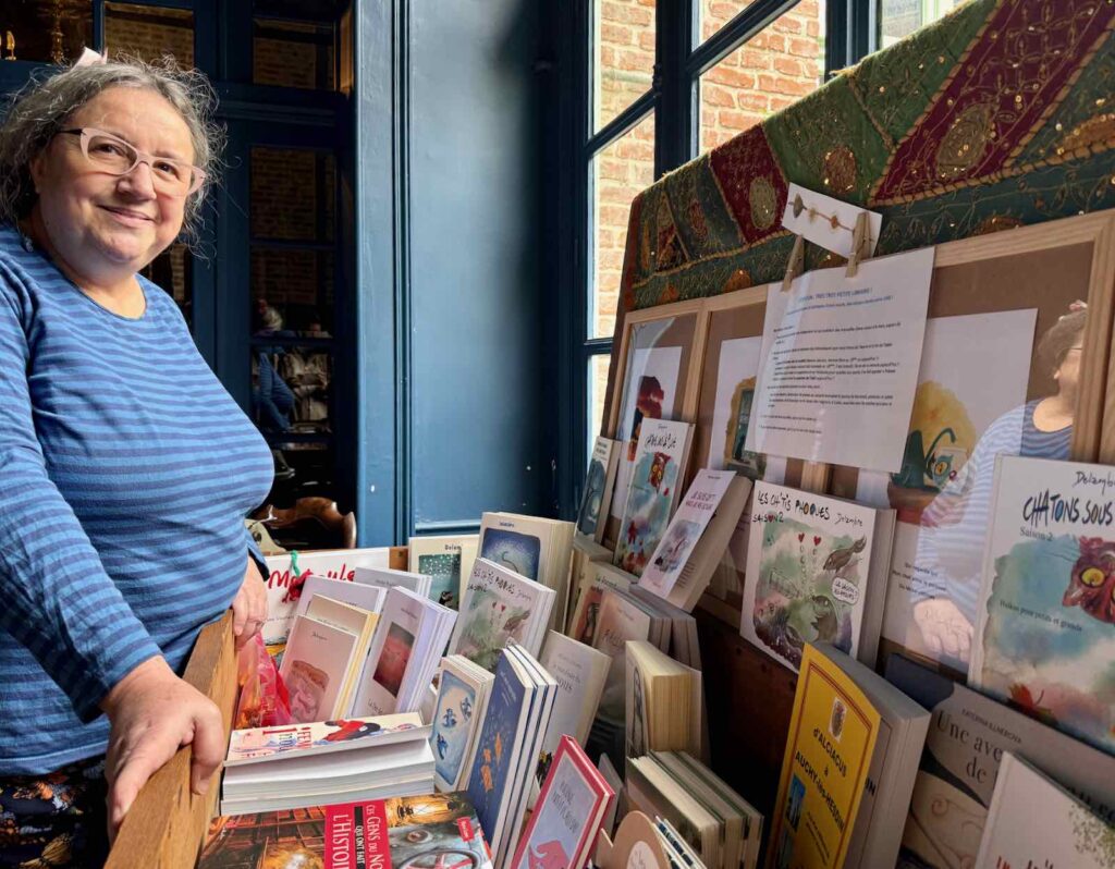 Hesdin-maison-natale-abbe-Prevost-plus-petite-librairie