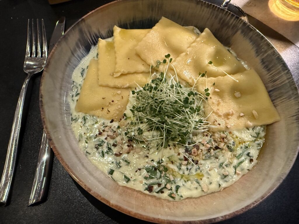NH-Collection-Olomouc-Congress-restaurant-Sal-de-Mar-raviolis-frais