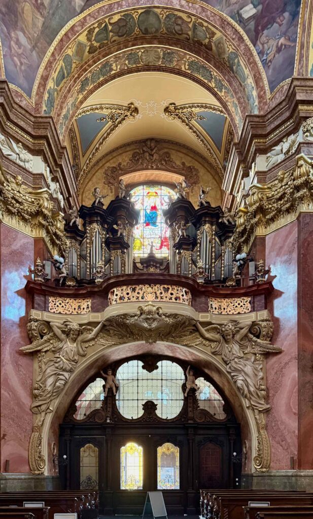 Olomouc-eglise-saint-Michel-orgues