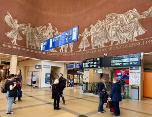 Olomouc-gare-hall-accueil