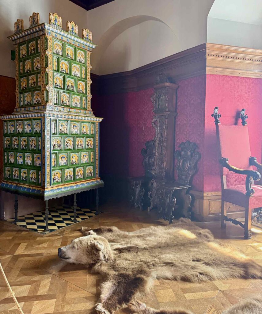 Tchequie-chateau-de-Bouzov-peau-d-ours