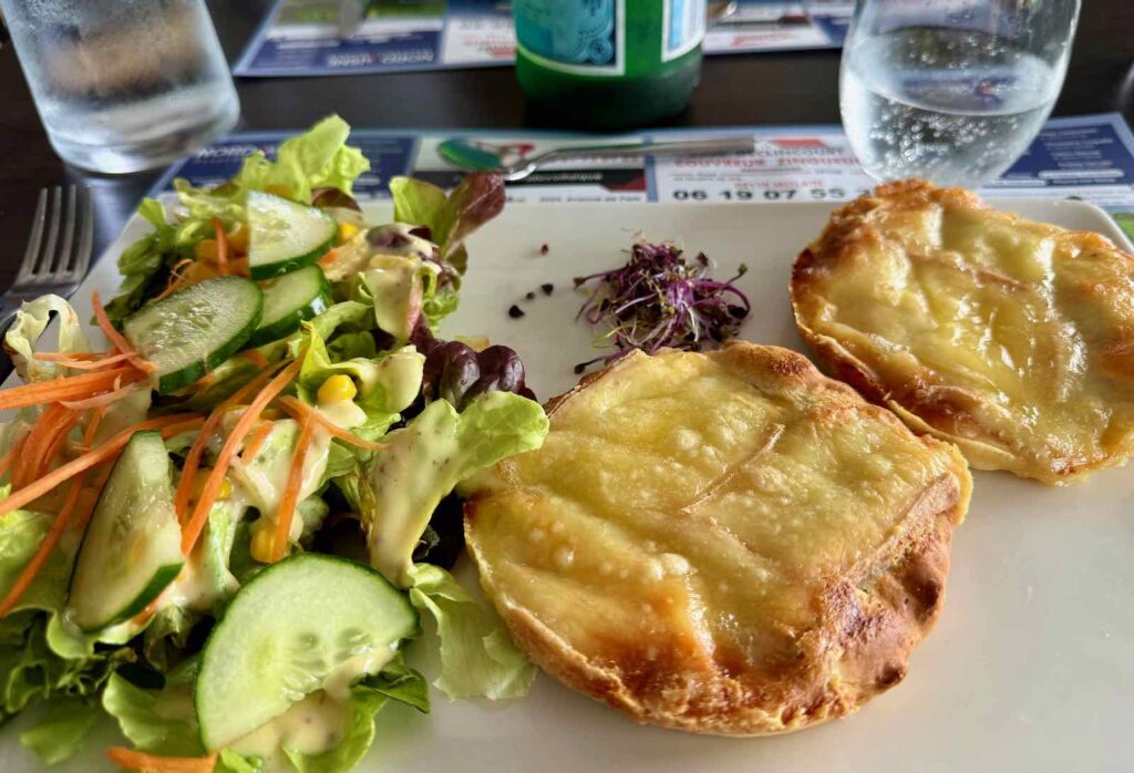 Thierache-Marly-Gomont-estaminet-La-Halle-tarte-maroilles