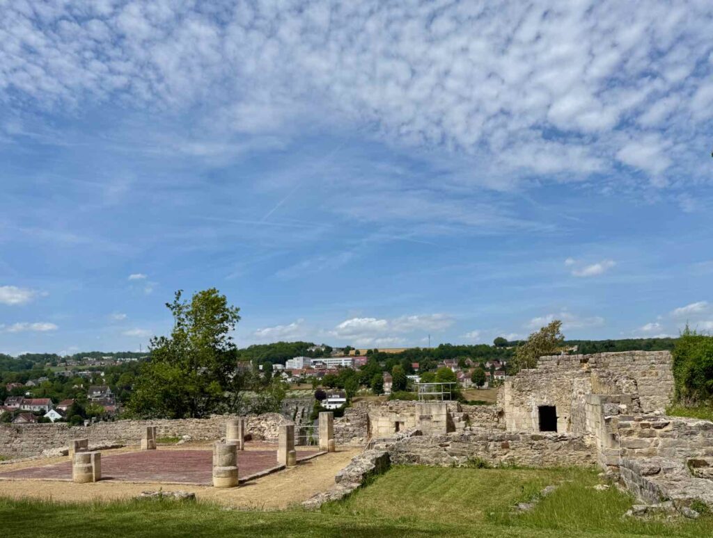 Chateau-Thierry-en Champagne-chateau-medieval-anciennes-cuisines