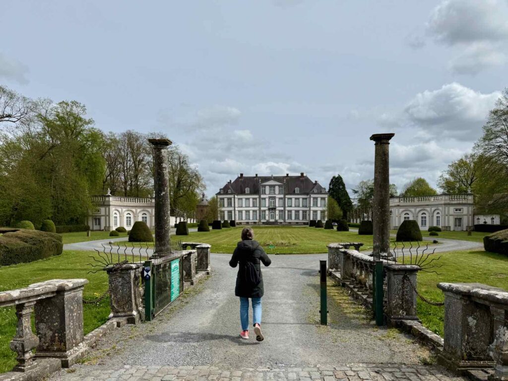 Chateau-d-Attre-entree