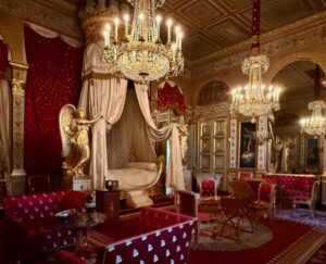 Chateau-de-Compiegne-chambre-de-l-Imperatrice-Eugenie