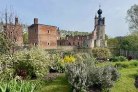 Chateau-des-Ducs-d-Havre-vegetation-devant