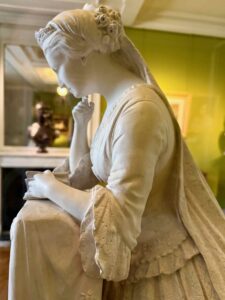 L'Impératrice en prière le jour de son mariage, 1853, plâtre, Marie-Louise Lefèvre-Deumier