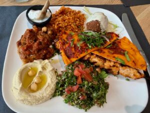 Le-Vieux-Cedre-Enghien-assiette-brunch