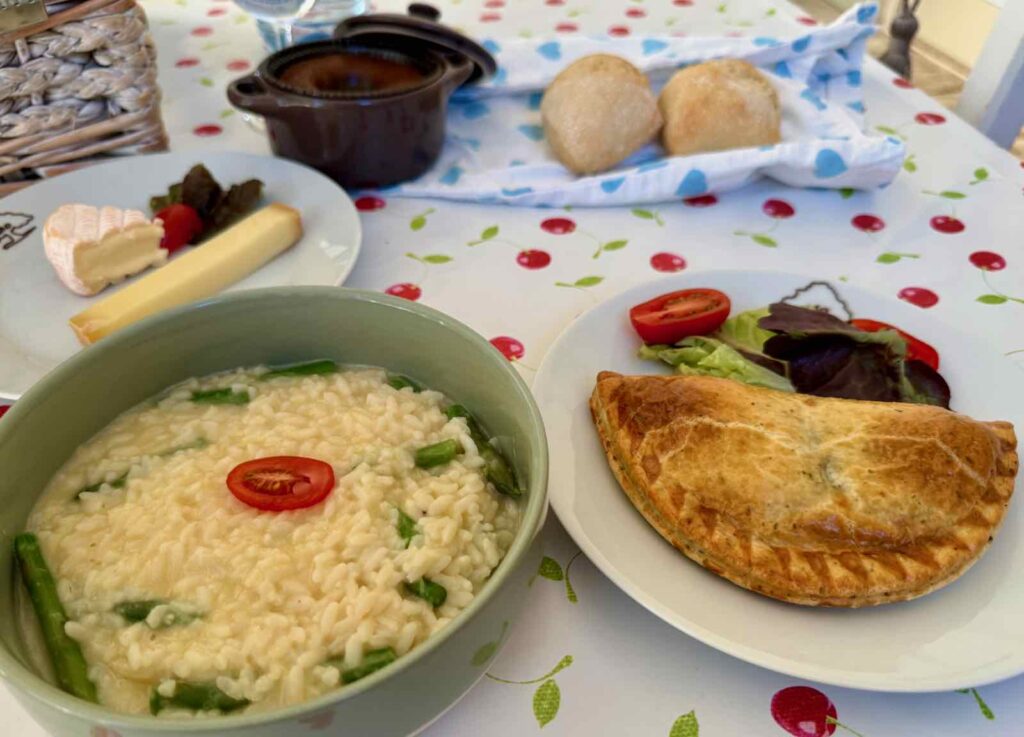 Noyant-et-Aconin-La-Cressonniere-panier-repas