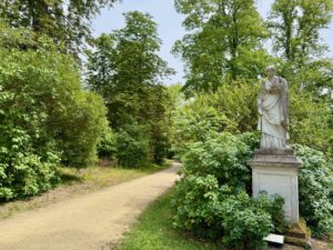 Parc-du-chateau-de-Compiegne-allee