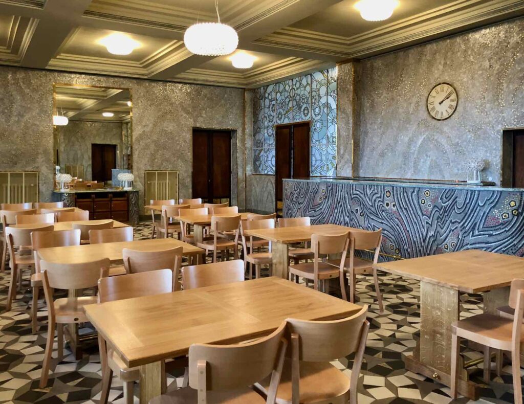 Saint-Quentin-Art-deco-buffet-de-la-gare-salle