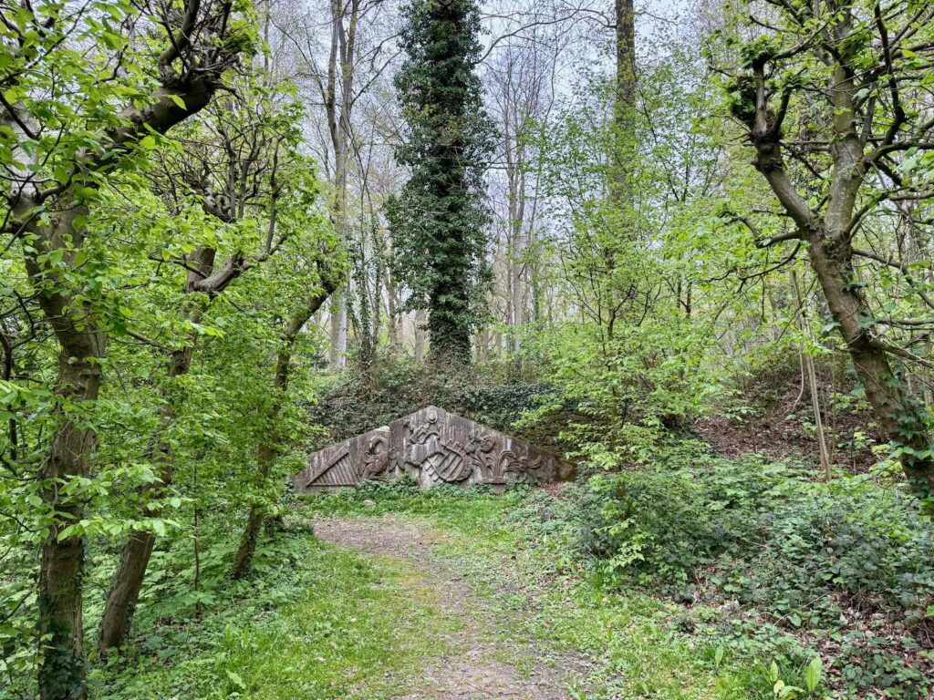 Wallonie-chateau-d-Enghien-bois