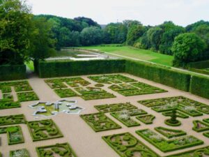 Wallonie-chateau-d-Enghien-jardin-des-fleurs