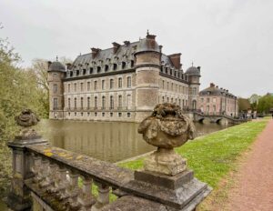 Wallonie-chateau-de-Belœil-trois-tours