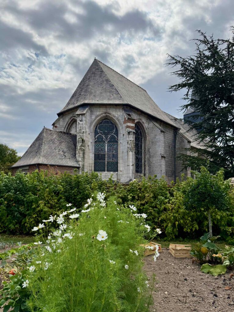 Les-Jardins-de-Maizicourt-eglise