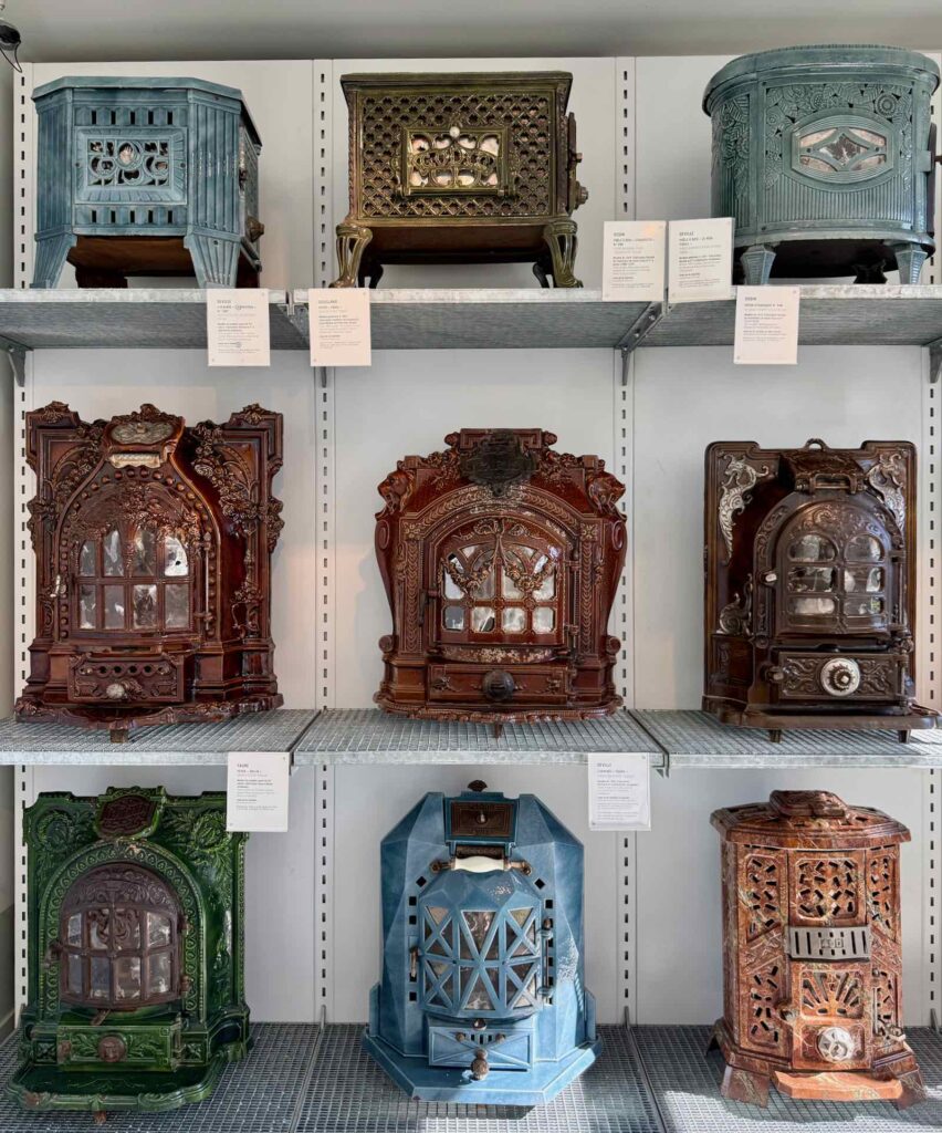 Familistere-de-Guise-pavillon-central-expo-poeles-Godin-deux