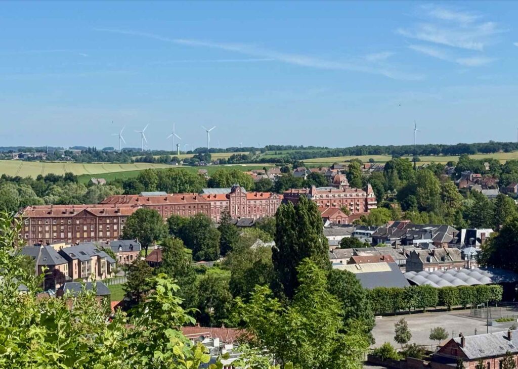 Guise-chateau-fort-vue-sur-le-Familistere