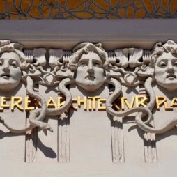 Secession-musees-a-Vienne-Pavillon-Secession-detail