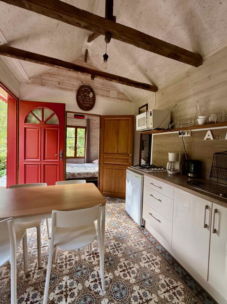Amiens-hortillonnages-D-Une-Ile-a-l-autre-Au-Marais-cuisine